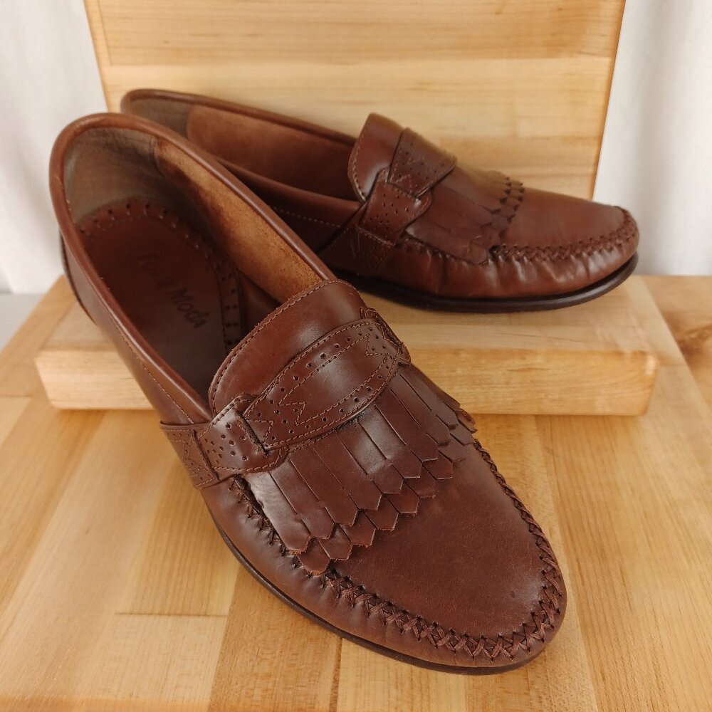 Men’s Vintage Brown Leather Loafers, Size 10D - Picture 1 of 12